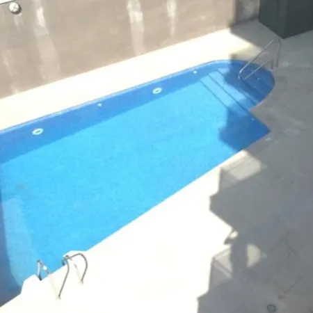 Playa מלון 2*